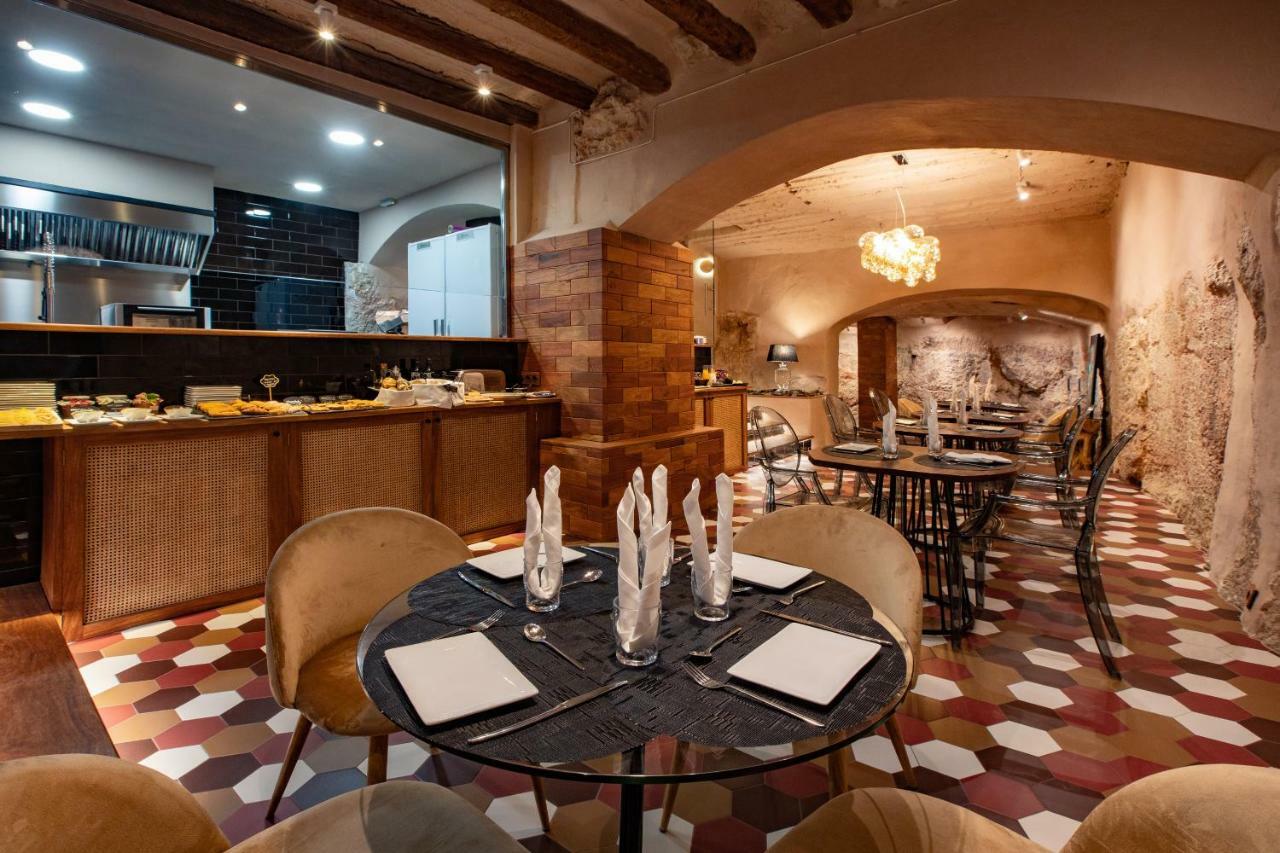 Hotel El Palauet Del Priorat Cornudella de Montsant Esterno foto